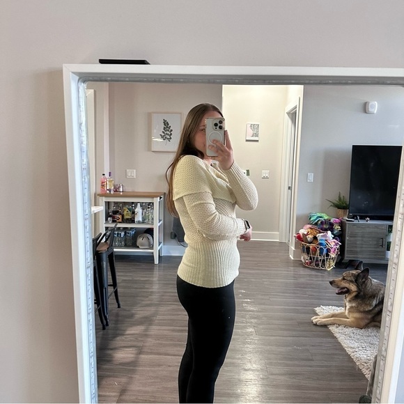 Vintage 90s Y2K Uniform John Paul Richard Cream Off the Shoulder Cream Sweater - Picture 8 of 10